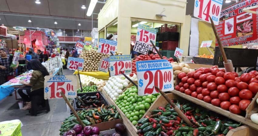 AMLO presentará en mayo su plan para contener la inflación