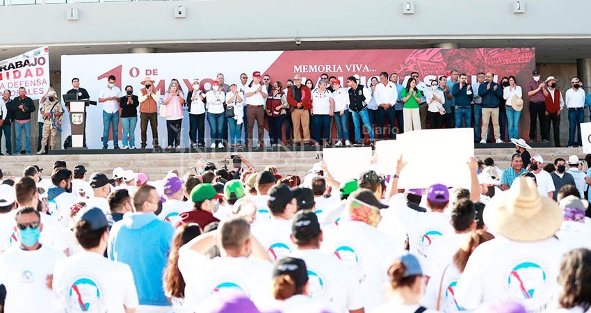 En el marco del día del trabajo, el gobierno Sudcaliforniano recibe pliegos petitorios de sindicatos En el marco del día del trabajo, el gobierno Sudcaliforniano recibe pliegos petitorios de sindicatos