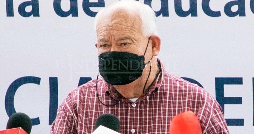 Se evalúa que el cubrebocas ya no sea obligatorio en espacios abiertos: Víctor Castro Se evalúa que el cubrebocas ya no sea obligatorio en espacios abiertos: Víctor Castro