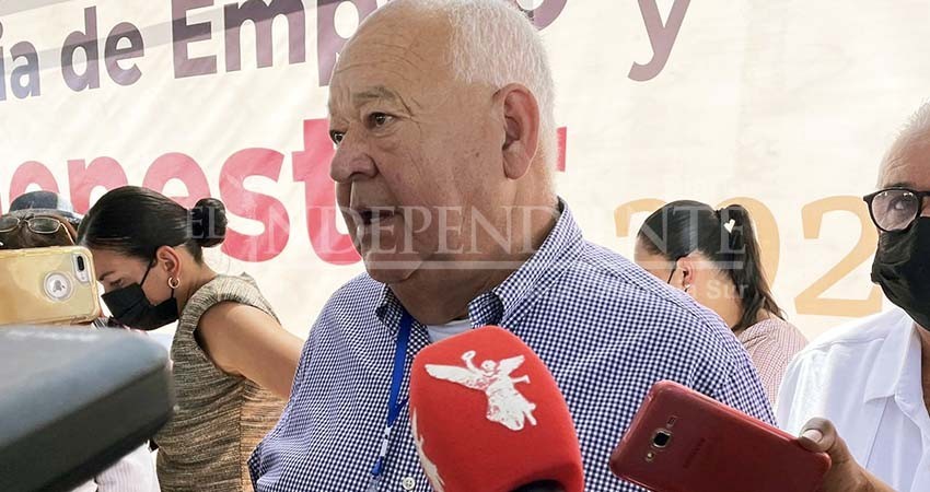 Se queja Castro Cosío de las finanzas estatales; “el gobierno anterior dejó un déficit de 2 mil mdp” Se queja Castro Cosío de las finanzas estatales; “el gobierno anterior dejó un déficit de 2 mil mdp”