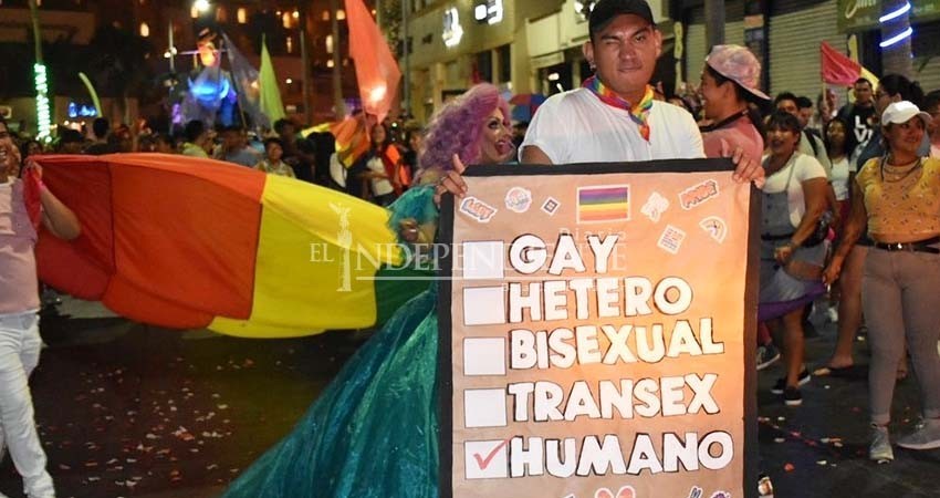 Regresa marcha del orgullo LGBT, se esperan más de 6 mil asistentes Regresa marcha del orgullo LGBT, se esperan más de 6 mil asistentes