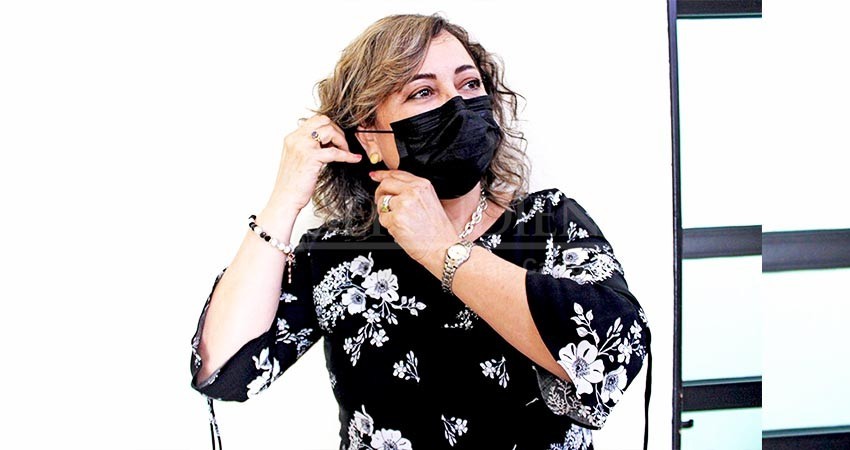 Cubrebocas en interiores y desinfección de manos siguen como medidas para prevenir Covid