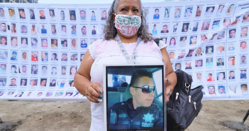 Cientos de madres marchan en CDMX contra desapariciones