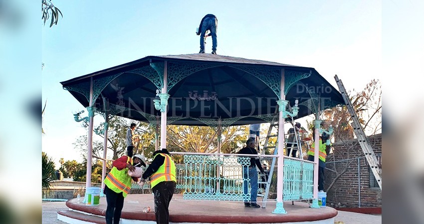Continúan trabajando en la mejora de los espacios públicos en Todos Santos