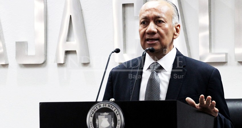 Minimiza presidente del TSJE manifestaciones de la sociedad “Pocos hablan mal, pero se hacen virales”, advirtió durante su informe