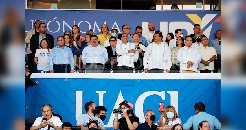 Participa rector de la UABCS en el acto inaugural de la Universiada Nacional 2022