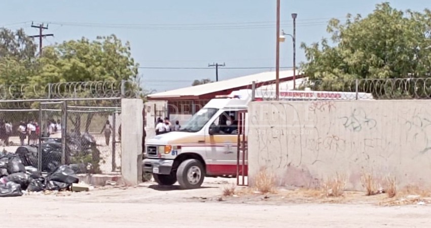 Ingresan a centro médico a estudiante agredido en CBTIS de La Paz