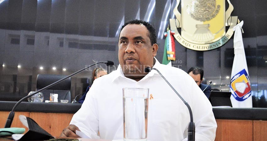 Juan Pérez Cayetano confía en Dios y la Justicia, tras denuncia de abuso sexual