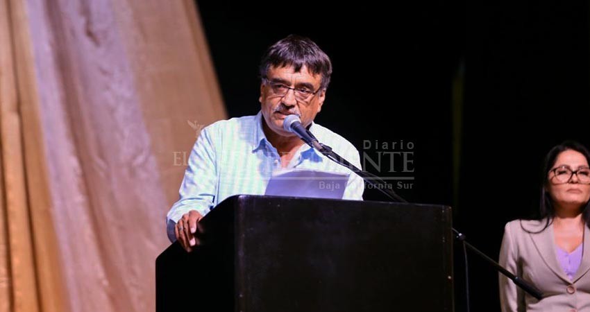 Confirman anomalías de la pasada administración; ya se denunciaron, advierte Leggs Castro Confirman anomalías de la pasada administración; ya se denunciaron, advierte Leggs Castro