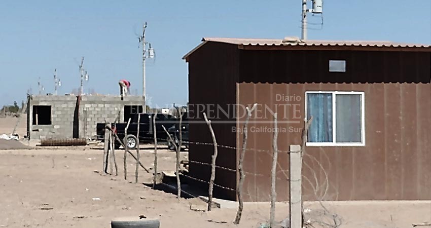 No descartan denuncias contra ex funcionarios por “casas” de madera: Villarreal González No descartan denuncias contra ex funcionarios por “casas” de madera: Villarreal González