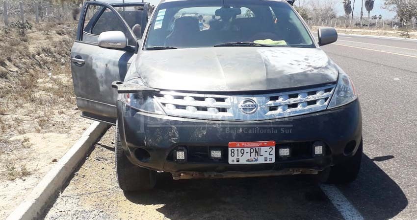 Evitan bomberos de El Pescadero el incendio de un vehículo