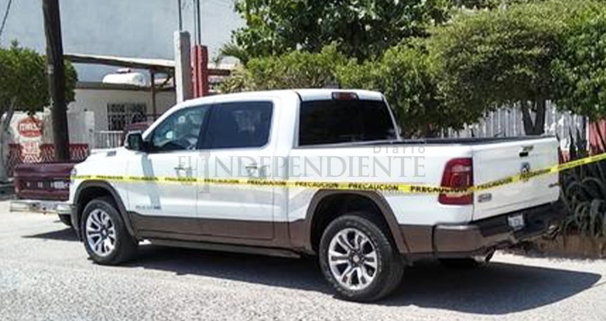 Pensaron que dormía, pero estaba muerto a bordo de su vehículo