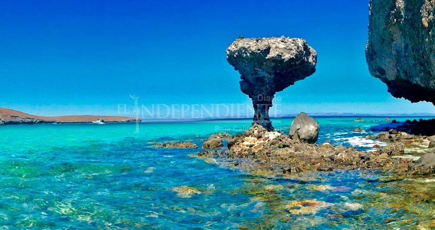 Por verano extienden horario de visita para playa Balandra