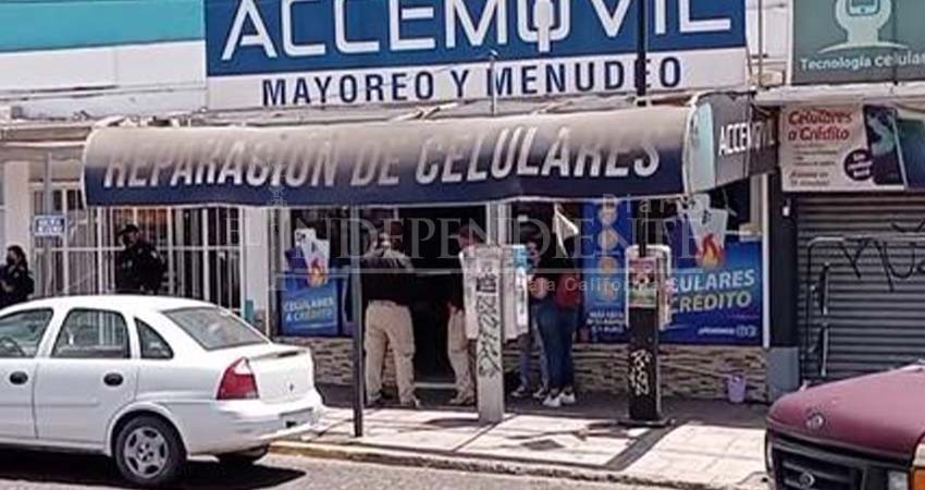 Enésimo asalto en La Paz; roban dinero de negocio de celulares Enésimo asalto en La Paz; roban dinero de negocio de celulares