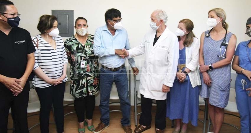 Realizan en Los Cabos cirugías gratuita a pacientes con quemaduras, paladar hendido y sobrevivientes de cáncer de mama