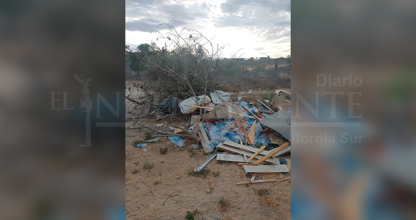 Basura de Tekio Baja aparece en colonia de Todos Santos; que se la lleven, piden Basura de Tekio Baja aparece en colonia de Todos Santos; que se la lleven, piden