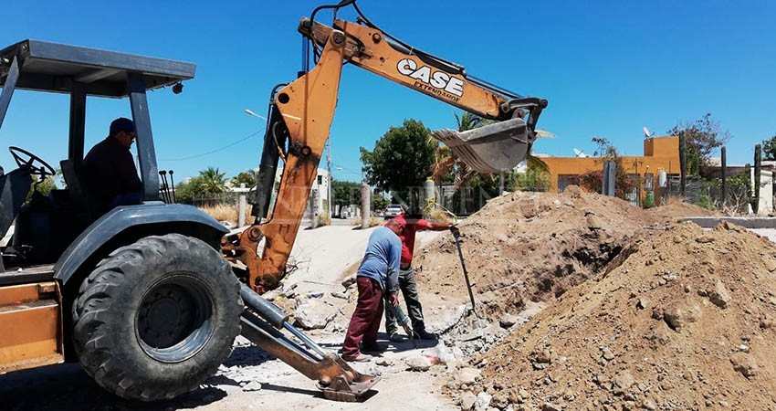 Con la instalación de una línea de conducción de 2300 metros, se mejoró el servicio para los habitantes.