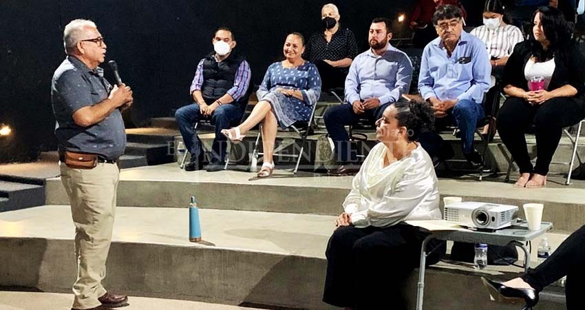 Vamos a detener el arrendamiento y ese recurso reedireccionarlo a los servicios públicos: Leggs Castro