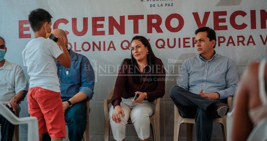 Cumple Ayuntamiento La Paz compromiso de llevar agua a Perlas del Golfo
