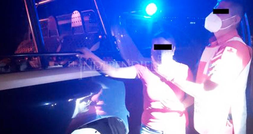 Investiga policía presunto abandono de una mujer tras discusión con su pareja