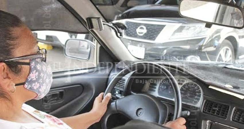 Asegura Castro Cosío que poca presencia de mujeres en el transporte no es por razón de género