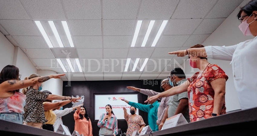 Instala Ayuntamiento de La Paz el Consejo Municipal de la Mujer