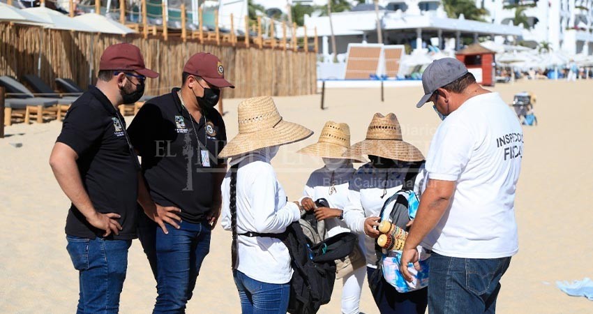 Continúan los recorridos de inspección de comercios en Los Cabos Continúan los recorridos de inspección de comercios en Los Cabos