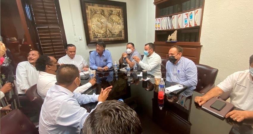 Sostienen mesa de diálogo autoridades gubernamentales y representante de Uber en Los Cabos; logran 2 acuerdos