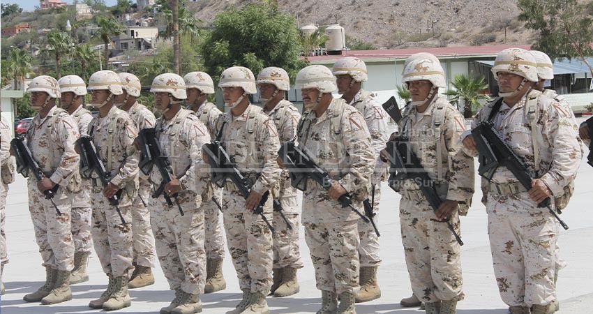 Las fuerzas armadas trabajan por mantener la paz en BCS: Inocente Prado