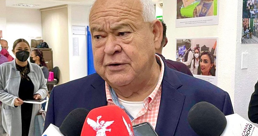 Molesto Castro Cosío con SHyCP por trabas a desaladora en Los Cabos