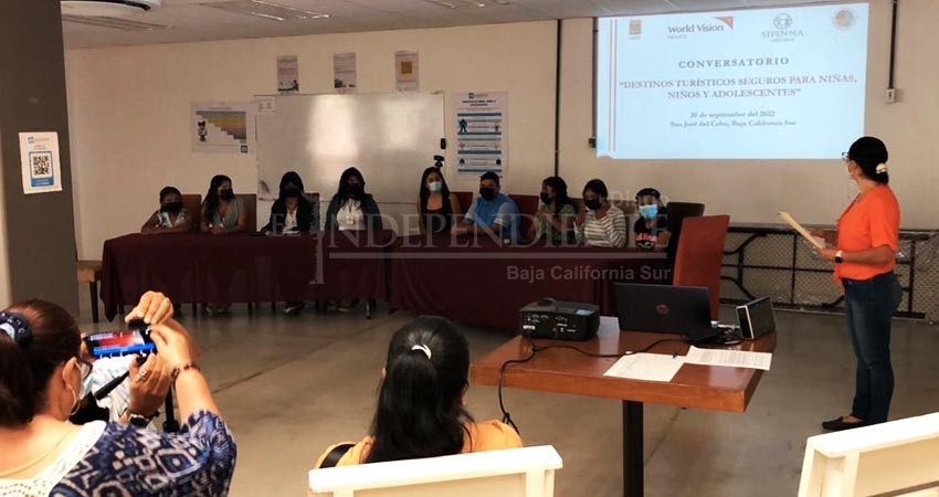 Realizan en Los Cabos conversatorio “Destinos turísticos seguros para niñas niños y adolescentes’’