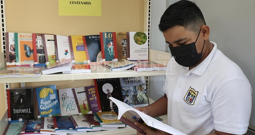 Invierte el gobierno de Baja California Sur 32 millones de pesos a becas