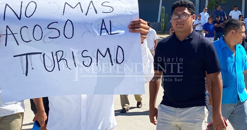 "Fuera Salinas", exigen transportadoras Los Cabos cambios en la Dirección de Transporte Estatal