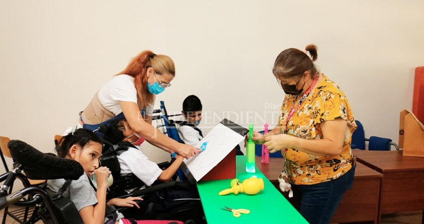 Fortalece SEP en BCS enseñanza de más de 7 mil alumnos de Educación Especial