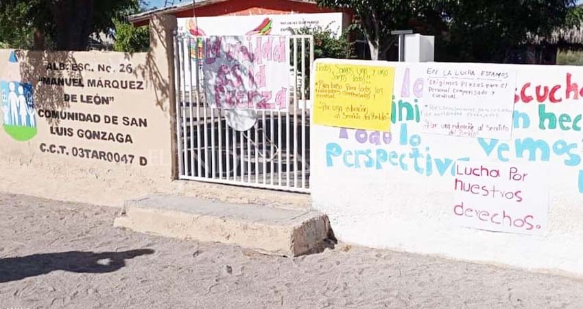 Inconformes madres y padres de familia por paros laborales en escuelas