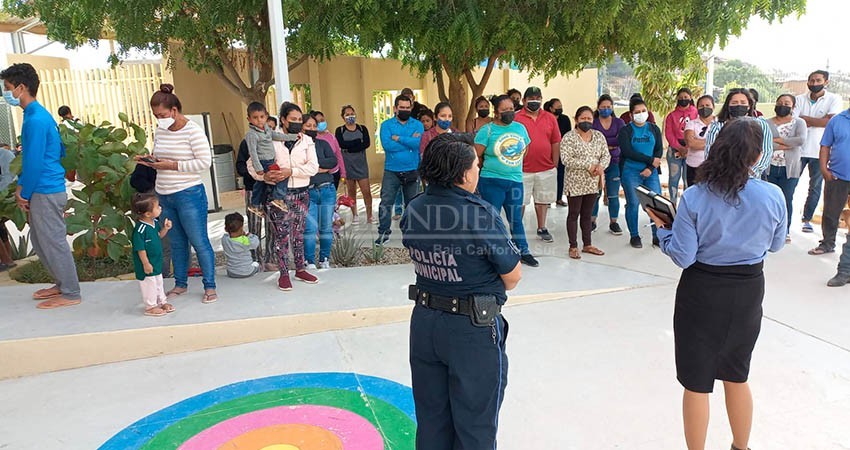 El Ayuntamiento de Los Cabos afianza la seguridad de la comunidad estudiantil a través del programa “Papás Vigilantes”
