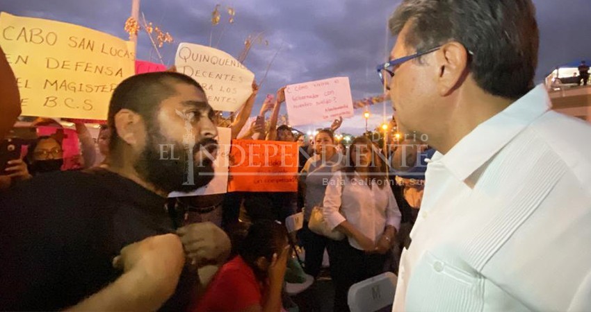 Se compromete Ricardo Monreal a apoyar al magisterio Se compromete Ricardo Monreal a apoyar al magisterio