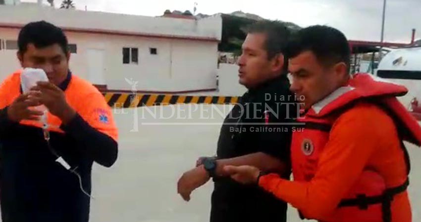 Por ataque de hipertensión, Marina evacua a turista de embarcación en CSL Por ataque de hipertensión, Marina evacua a turista de embarcación en CSL