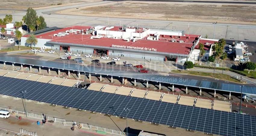 Aeropuerto de La Paz funciona en un 32% con energía solar