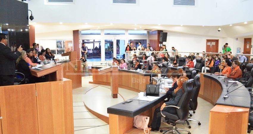 Piden Parlamentarias una Ley de Movilidad con principios de igualdad en el otorgamiento de permisos y concesiones