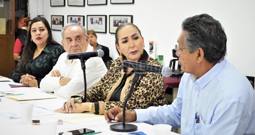 Socializan iniciativa de Ley Para Fortalecimiento y Promoción de Identidad, Tradiciones y costumbres del pueblo sudcaliforniano Socializan iniciativa de Ley Para Fortalecimiento y Promoción de Identidad, Tradiciones y costumbres del pueblo sudcaliforniano