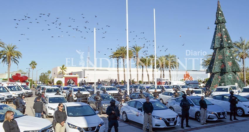 Invierte gobierno de BCS 120 mdp en vehículos para seguridad y salud