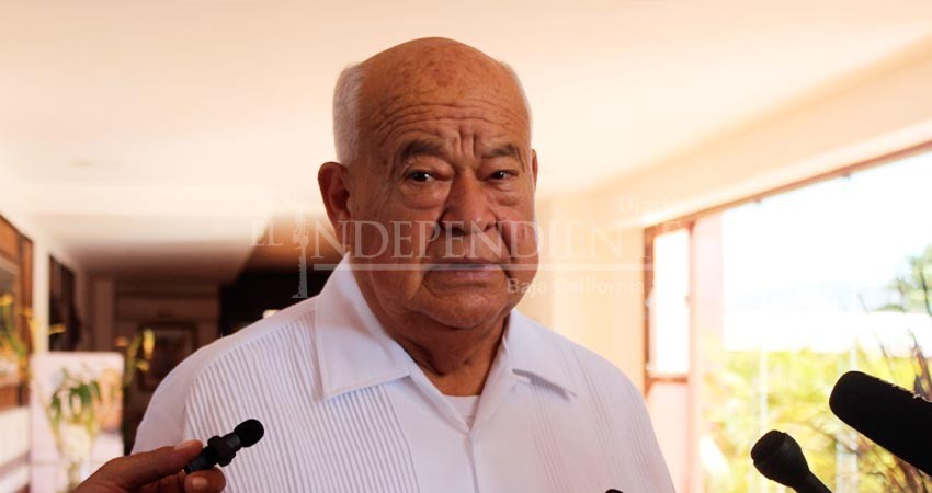 Gobierno BCS no debe meterse en asuntos internos de los partidos: Víctor Castro Gobierno BCS no debe meterse en asuntos internos de los partidos: Víctor Castro