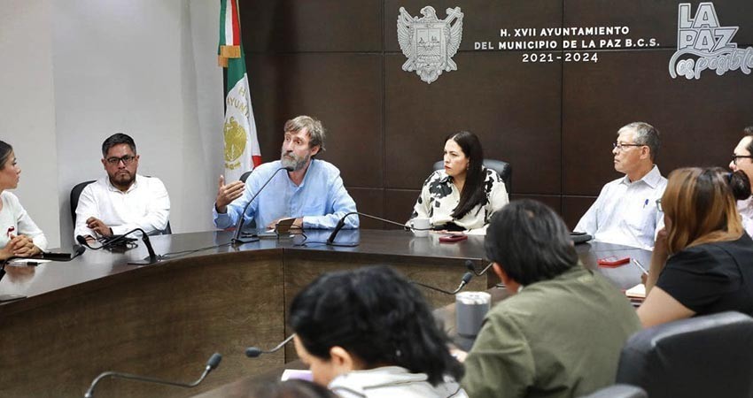 Recibe Alcaldesa La Paz al Subsecretario de Planeación de la Ciudad de México