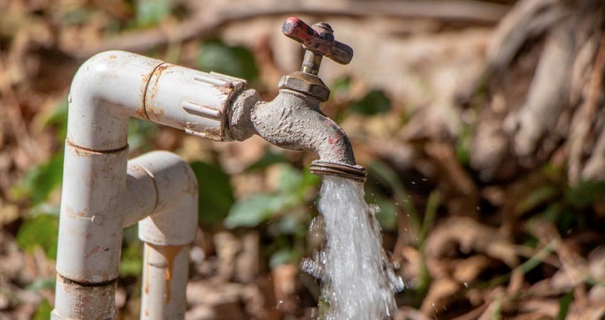 A través del OOMSAPAS La Paz, se abastecieron con agua potable a 103 colonias este 08 de diciembre