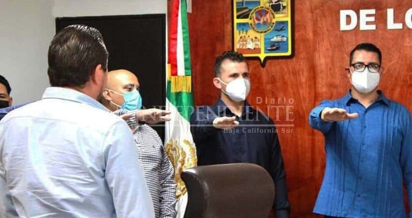 En vísperas de fin de año, tomaron protesta al menos cinco nuevos funcionarios