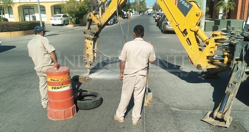 Para evitar accidentes y derrames de aguas negras, Oomsapas Los Cabos ha sustituido 80 tapaderas de alcantarillado