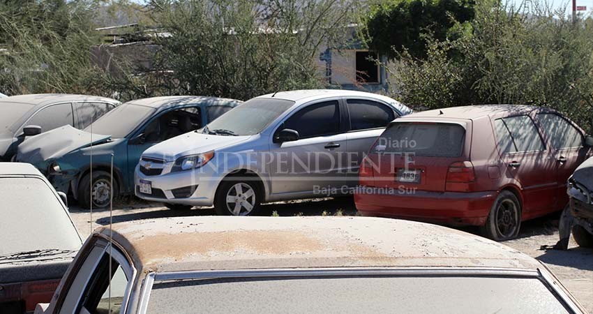 Podrían ser subastados más de 600 vehículos del corralón de La Paz