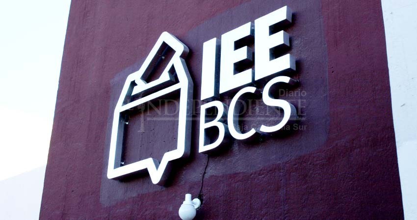 Otorgará IEE asesoría y defensoría jurídica