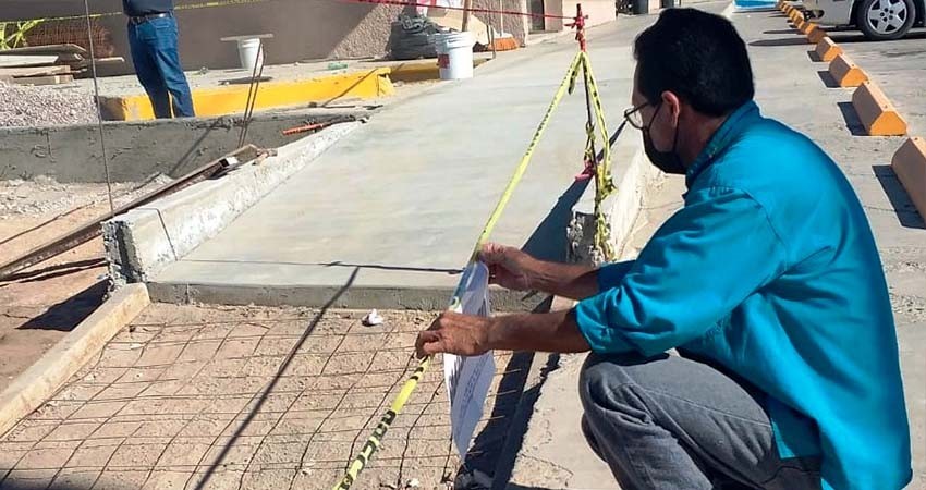 Clausura Ayuntamiento La Paz obra sin autorización para la modificación de la vía pública Clausura Ayuntamiento La Paz obra sin autorización para la modificación de la vía pública